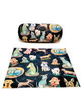 Carica l'immagine nel visualizzatore di Gallery, Custodia per occhiali con pezzolina cani