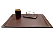 Carica l'immagine nel visualizzatore di Gallery, Servito da scrivania in pelle Pineider (set da tre pezzi)