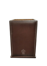 Carica l'immagine nel visualizzatore di Gallery, Servito da scrivania in pelle Pineider (set da tre pezzi) bicchiere portapenne