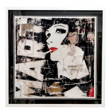 Carica l'immagine nel visualizzatore di Gallery, Serigrafia Polimaterica incorniciata di Lorenzo Crivellaro "Fatal Martini"