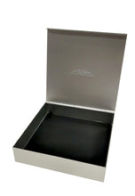 Carica l'immagine nel visualizzatore di Gallery, Scatola in alluminio A.G. Spalding & Bros