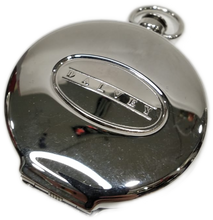 Carica l'immagine nel visualizzatore di Gallery, Bussola da taschino in metallo argentato con quadrante regolabile Dalvey