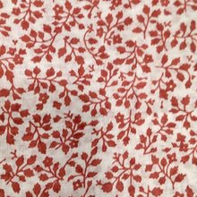 Carica l'immagine nel visualizzatore di Gallery, Sciarpa Foulard Micro foglie rosse Draa