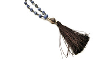 Carica l'immagine nel visualizzatore di Gallery, Collana rosario in sodalite con tassel