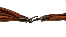 Carica l'immagine nel visualizzatore di Gallery, Collana a sei fili in tessuto con chiusura ad ardiglione in argento