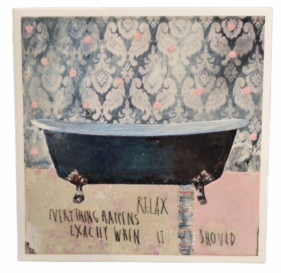 Grafica di Valeria Ferrari "Relax everything happens exactly when it should"