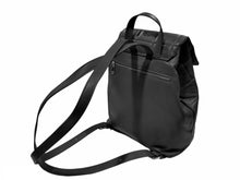 Carica l'immagine nel visualizzatore di Gallery, Zaino in pelle con lavorazione matelassè "Pelletteria Veneta" nero