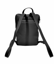 Carica l'immagine nel visualizzatore di Gallery, Zaino piatto in pelle "Callie" Pelletteria Veneta (disponibile in due colori)