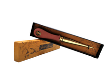 Carica l'immagine nel visualizzatore di Gallery, Tagliacarte con iniziale "Sturart Houghton"