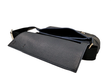 Carica l'immagine nel visualizzatore di Gallery, Tracollina/Marsupio in pelle bottalata "Follow Me" Delta Markiaro