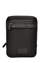 Carica l'immagine nel visualizzatore di Gallery, Borsello a tracolla in tessuto tecnico e neoprene "Cult"