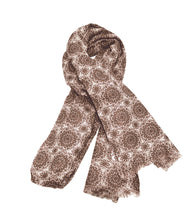 Carica l'immagine nel visualizzatore di Gallery, Sciarpa foulard fiori stilizzati in modal Mizar Vestopazzo (disponibile in diversi colori)