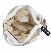 Carica l'immagine nel visualizzatore di Gallery, Borsa a spalla con doppi manici in pelle "Daisy" Pelletteria Veneta ghiaccio