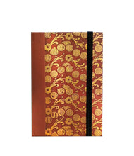 Carica l'immagine nel visualizzatore di Gallery, Agenda mini rigida giornaliera 2023 "Le Onde (volume 4) - I taccuini di Virginia Woolf" Paperblanks