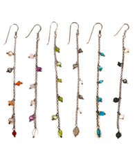 Carica l'immagine nel visualizzatore di Gallery, Orecchini pendenti con perline e pietre naturali
