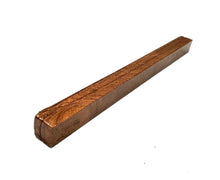 Carica l'immagine nel visualizzatore di Gallery, Stecca di ceralacca lunga La Kaligrafica (disponibile in 16 colori)