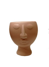 Carica l'immagine nel visualizzatore di Gallery, Vaso porta piante "Viso" medio Hoff Interieur (disponibile in cinque varianti di colore)