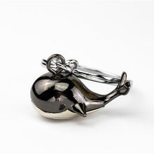 Carica l'immagine nel visualizzatore di Gallery, Portachiavi con charms balena "Jack poot" Troika