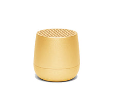 Carica l'immagine nel visualizzatore di Gallery, Speaker bluetooth con funzione remote control selfie "Mino" Lexon light yellow