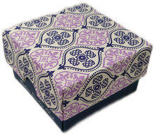 Carica l'immagine nel visualizzatore di Gallery, Sapone artigianale con scatolina regalo decorata "Rossi 1931"