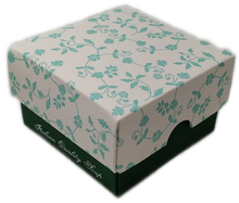 Carica l'immagine nel visualizzatore di Gallery, Sapone artigianale con scatolina regalo decorata "Rossi 1931"