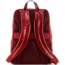 Carica l'immagine nel visualizzatore di Gallery, Zaino portapc 14" in pelle Bluesquare Piquadro rosso