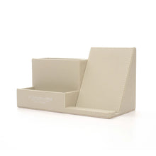 Carica l&#39;immagine nel visualizzatore di Gallery, Portapenne/Telefono in pelle rigenerata &quot;Off White Desk&quot; A.G. Spalding &amp; Bros
