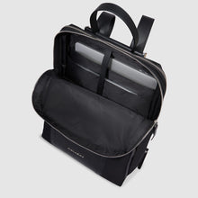Carica l'immagine nel visualizzatore di Gallery, Zaino donna porta pc 15,6" espandibile in tessuto e pelle "Circle" Piquadro"
