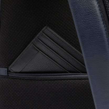 Monospalla porta iPad® in pelle con portabilità a zaino "Russell" Piquadro (disponibile in due colori)