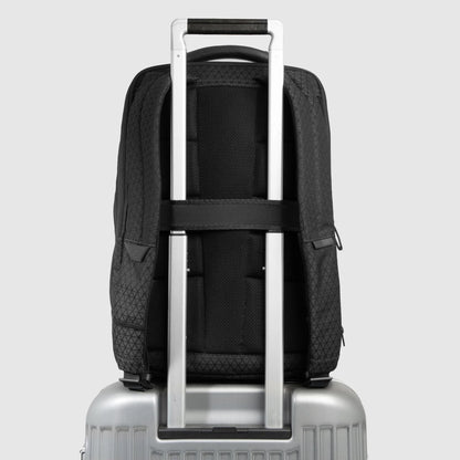 Zaino modulare da viaggio porta pc 15,6 in tessuto tecnico con beauty rimovibile "Hexagon" Piquadro (disponibile in due colori)