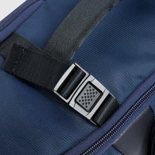 Carica l'immagine nel visualizzatore di Gallery, Zaino da viaggio portacomputer 15,6" in tessuto e pelle "Wollem" Piquadro (disponibile in duecolori)
