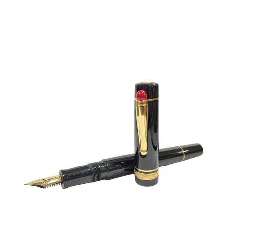 Penna stilografica con cornetto scaramantico "Wè Smorfia Gold" edizione numerata Delta