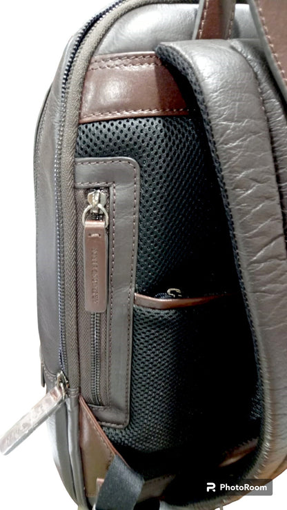 Zaino portacomputer 15.6"  in pelle con astuccio rimovibile "Large New York" A.G. Spalding & Bros  testa di moro