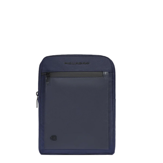 Borsello porta  iPad®Air-iPad Pro 9.7/iPad 10.5 in tessuto e pelle Piquadro (disponibile in due colori)