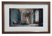 Carica l'immagine nel visualizzatore di Gallery, Grafica incorniciata di Ludovica Lugli : "Butterfly"
