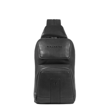 Carica l'immagine nel visualizzatore di Gallery, Monospalla porta iPad® in pelle con portabilità a zaino "Carl" Piquadro
