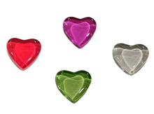 Carica l'immagine nel visualizzatore di Gallery, Fermacarte "Cuore in vetro" piccolo (disponibile in diversi colori)
