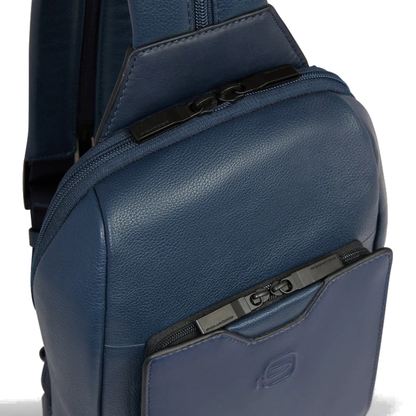 Monospalla porta iPad®mini in pelle "Ael" Piquadro (disponibile in tre colori)