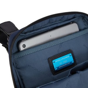 Borsello porta iPad®mini in tessuto e pelle con sistema RFID "Wollem" Piquadro (disponibile in diversi colori)