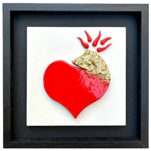 Quadro scultoreo in pietra con cornice in legno "Cuore Cratere" Alleria