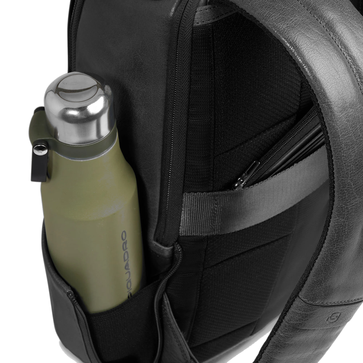 Zaino da viaggio porta pc 15,6" in pelle "Solm" Piquadro (disponibile in due colori)