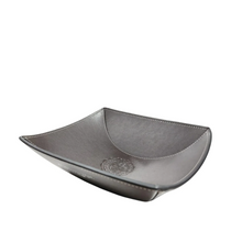 Carica l&#39;immagine nel visualizzatore di Gallery, Vuota tasche in pelle &quot;Brown Desk&quot; A.G. Spalding &amp; Bros (disponibile in due misure)
