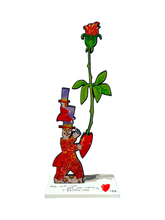 Carica l'immagine nel visualizzatore di Gallery, Scultura in resina colorata di Francesco Musante: "Una rosa nata dal mio cuore"
