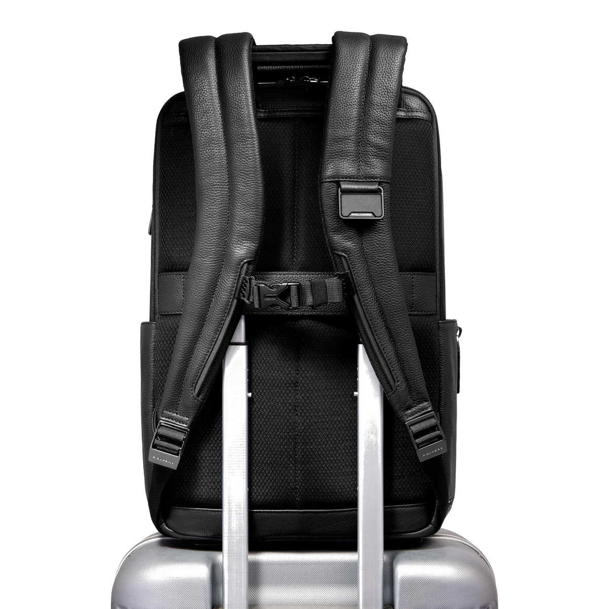 Zaino da viaggio porta pc 15,6 in pelle "Modus Special" Piquadro