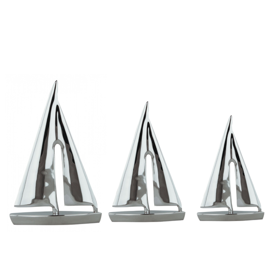 Scultura Barca a vela in alluminio lucidato