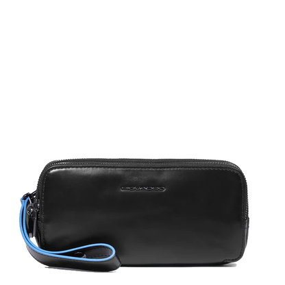 Pochette da uomo a triplo scomparto in pelle con tracollina e polsiera rimovibile "Bluesquare" Piquadro (disponibile in due colori)