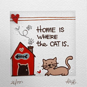 Grafica di Adry B "Home is where the cat is"