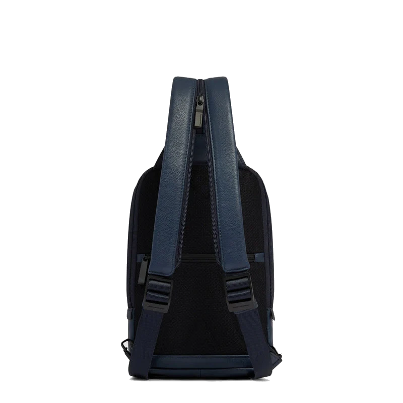 Monospalla porta iPad®mini in pelle "Ael" Piquadro (disponibile in tre colori)