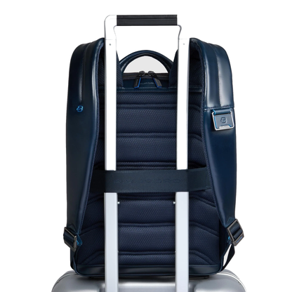 Zaino sottile espandibile porta pc 14" in pelle Bluesquare Piquadro (disponibile in diversi colori)
