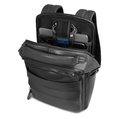 Zaino da viaggio porta pc 15,6" in pelle "Solm" Piquadro (disponibile in due colori)